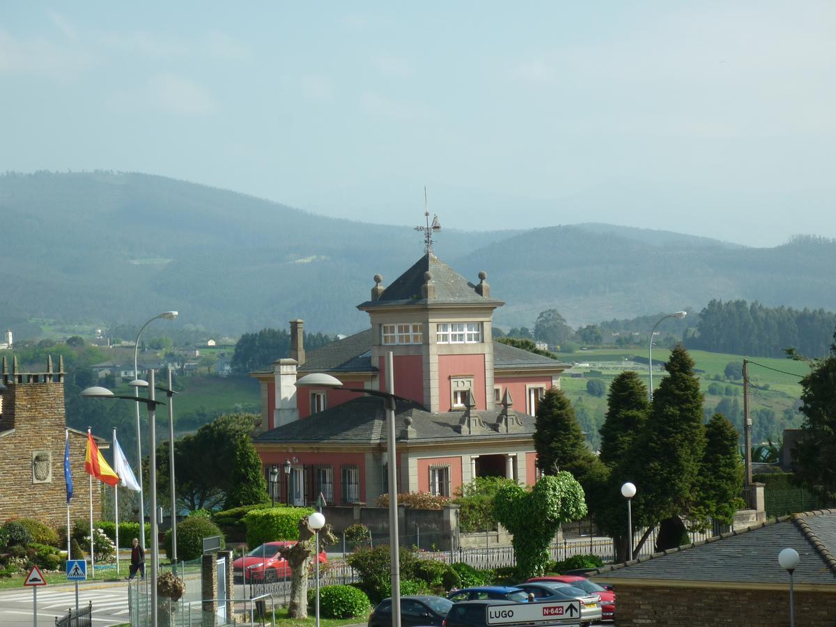 Hotel Villa De Ribadeo Extérieur photo